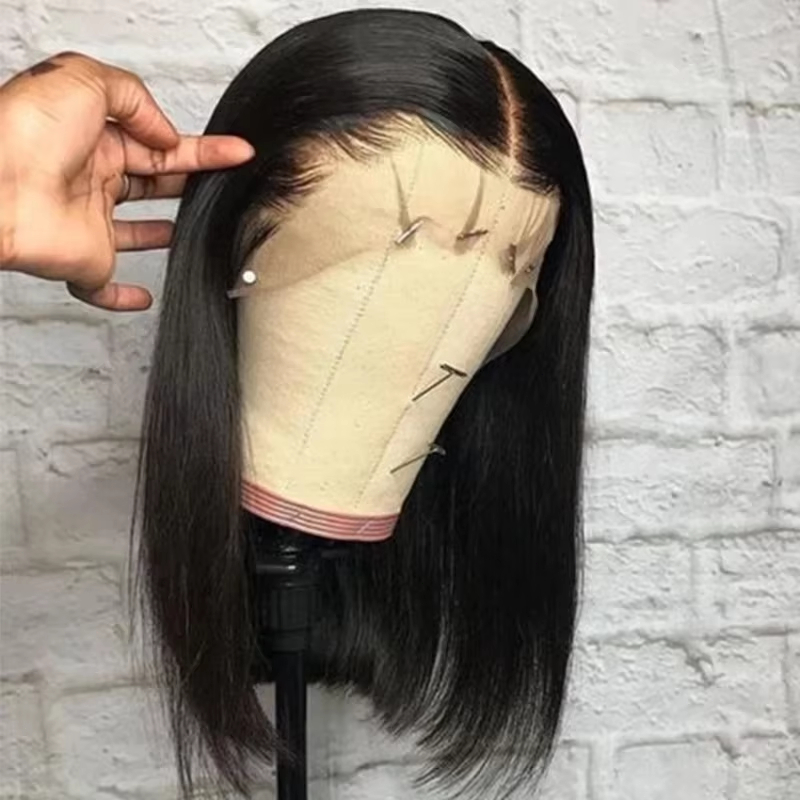 Pre Parted 13X4 Lace Front Bob Wig - Perruques frontales en dentelle HD transparente